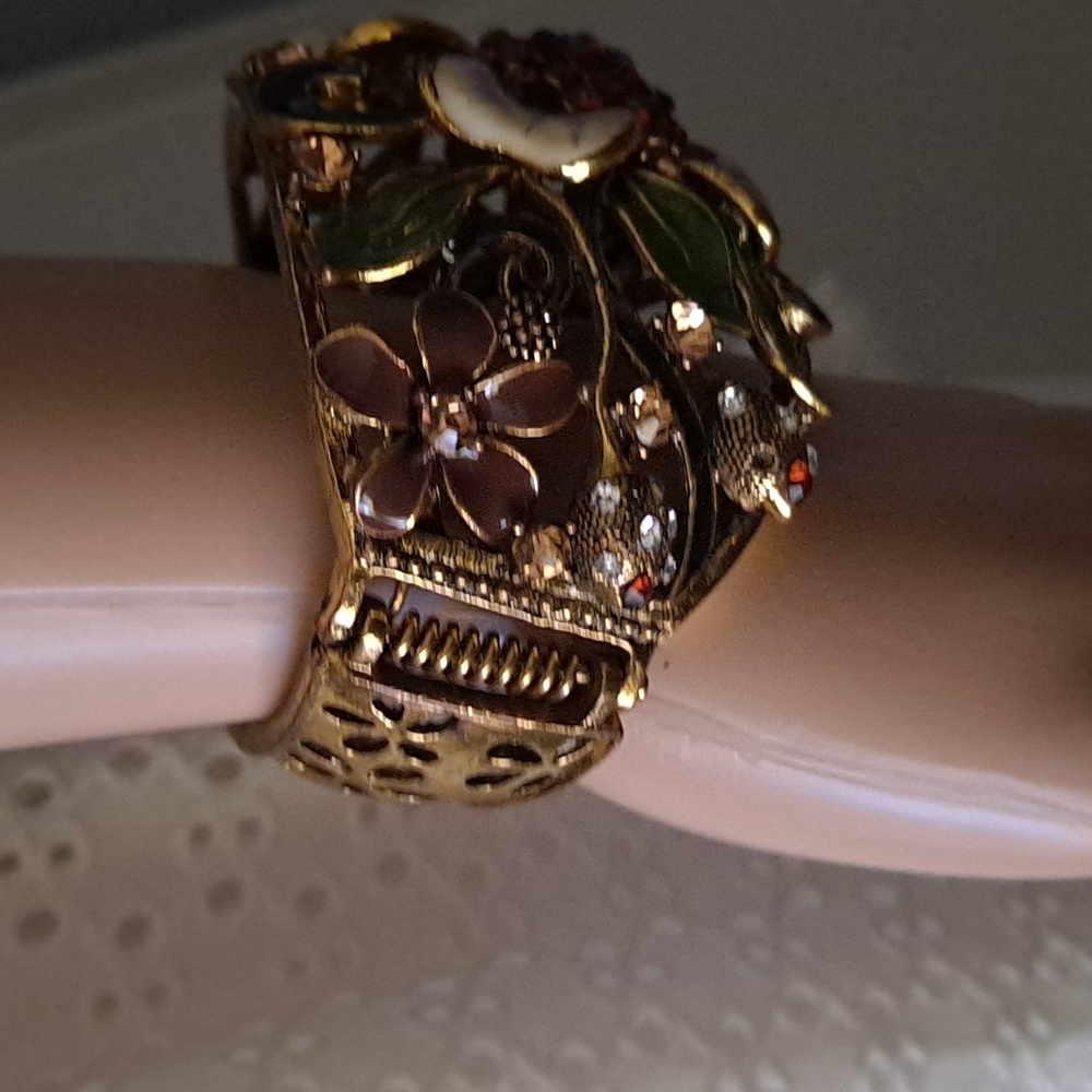 Bangle - Picture 4 of 4